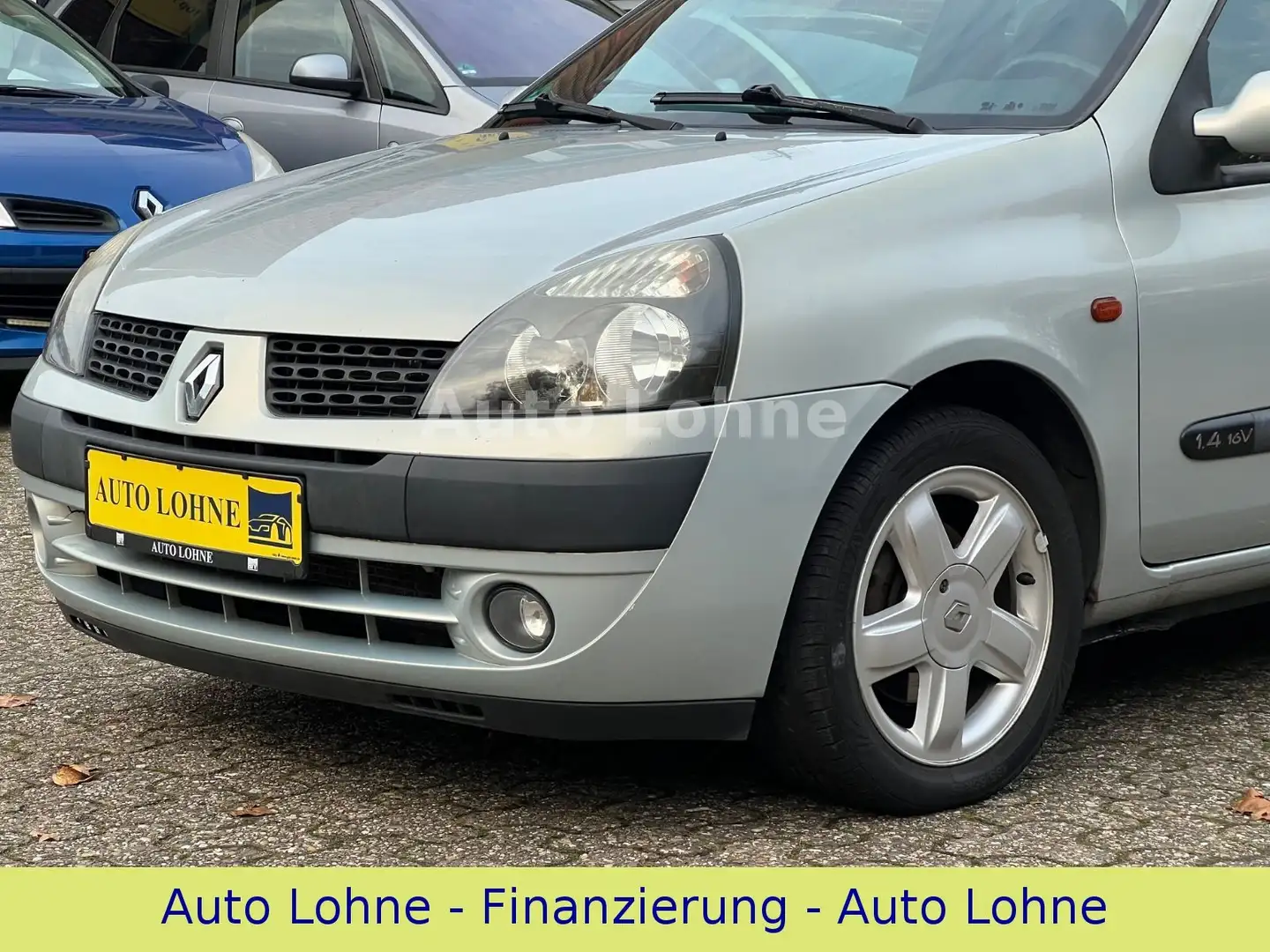 Renault Clio Dynamique 1.4 16V Grau - 2