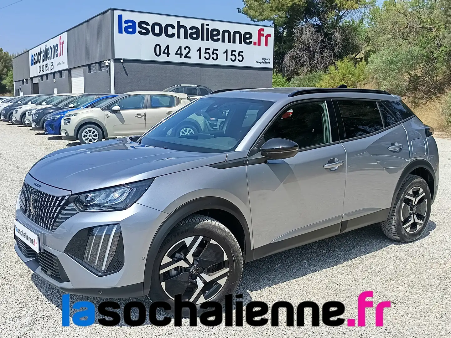 Peugeot 2008 PureTech 100 S\u0026amp;S BVM6 Allure + gps + radar av et caméra recul + surveillance angles morts + régul adaptatif + pm Gris - 1