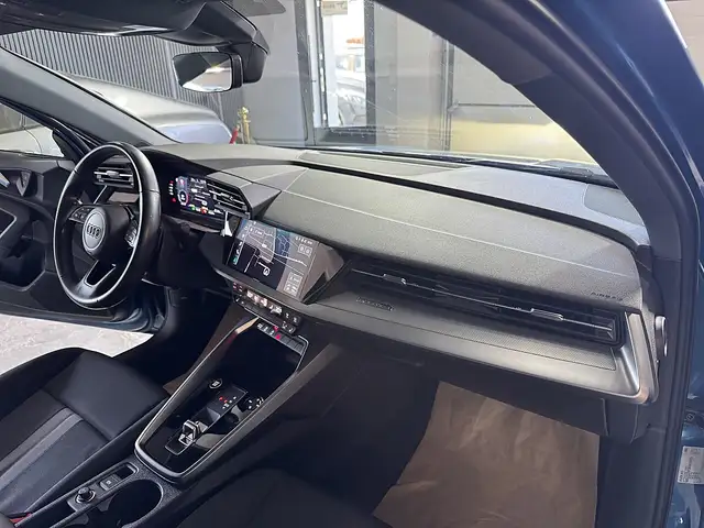 Audi A3 view 11