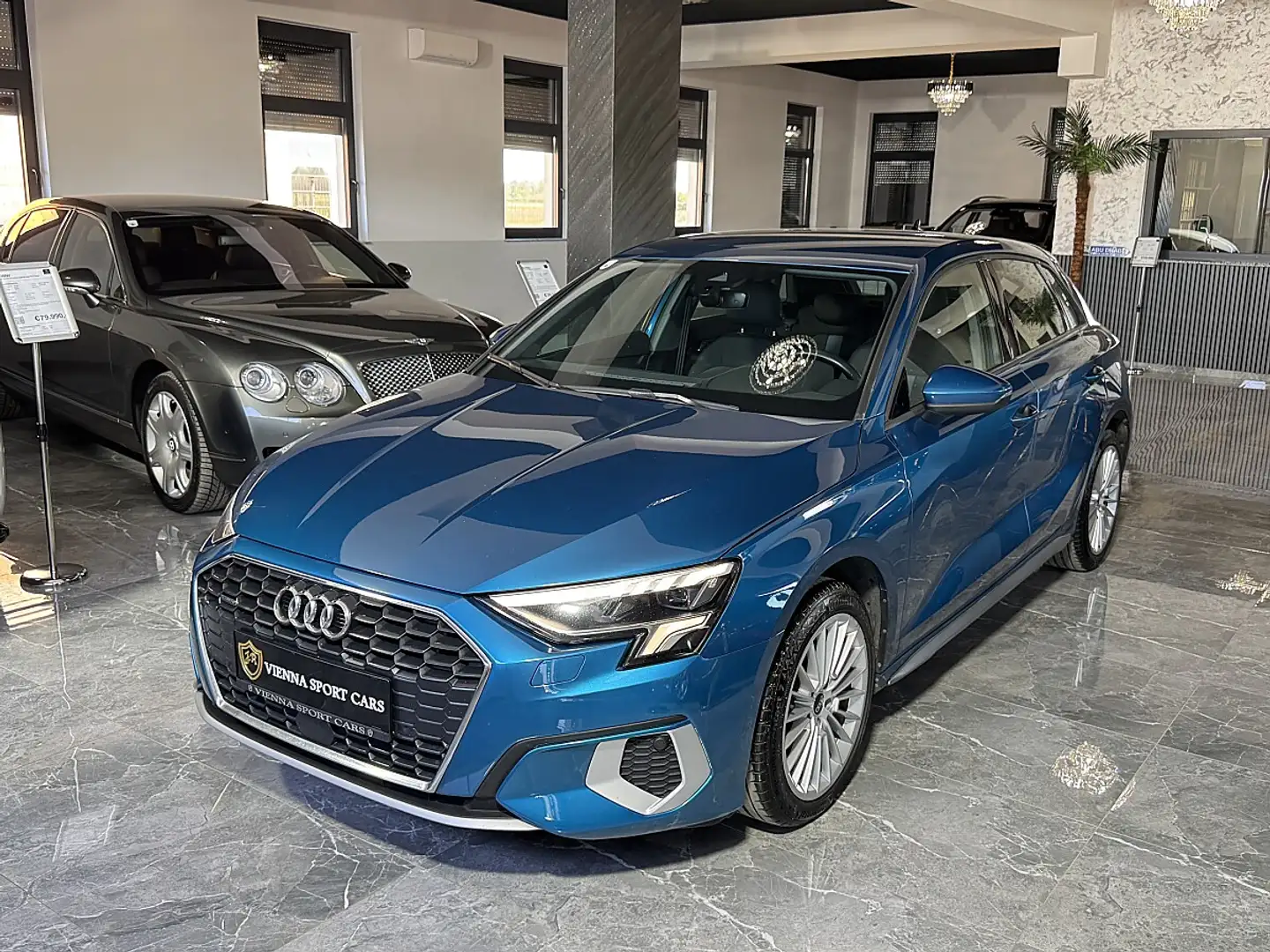 Audi A3 SB 40 TDI quattro S-tronic*Top-Ausstattung*1.Be... Blau - 1