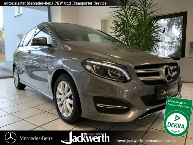 Mercedes-Benz B 200 B 200 d AHK/Autom./LED/Totwinkel/8 fach bereift