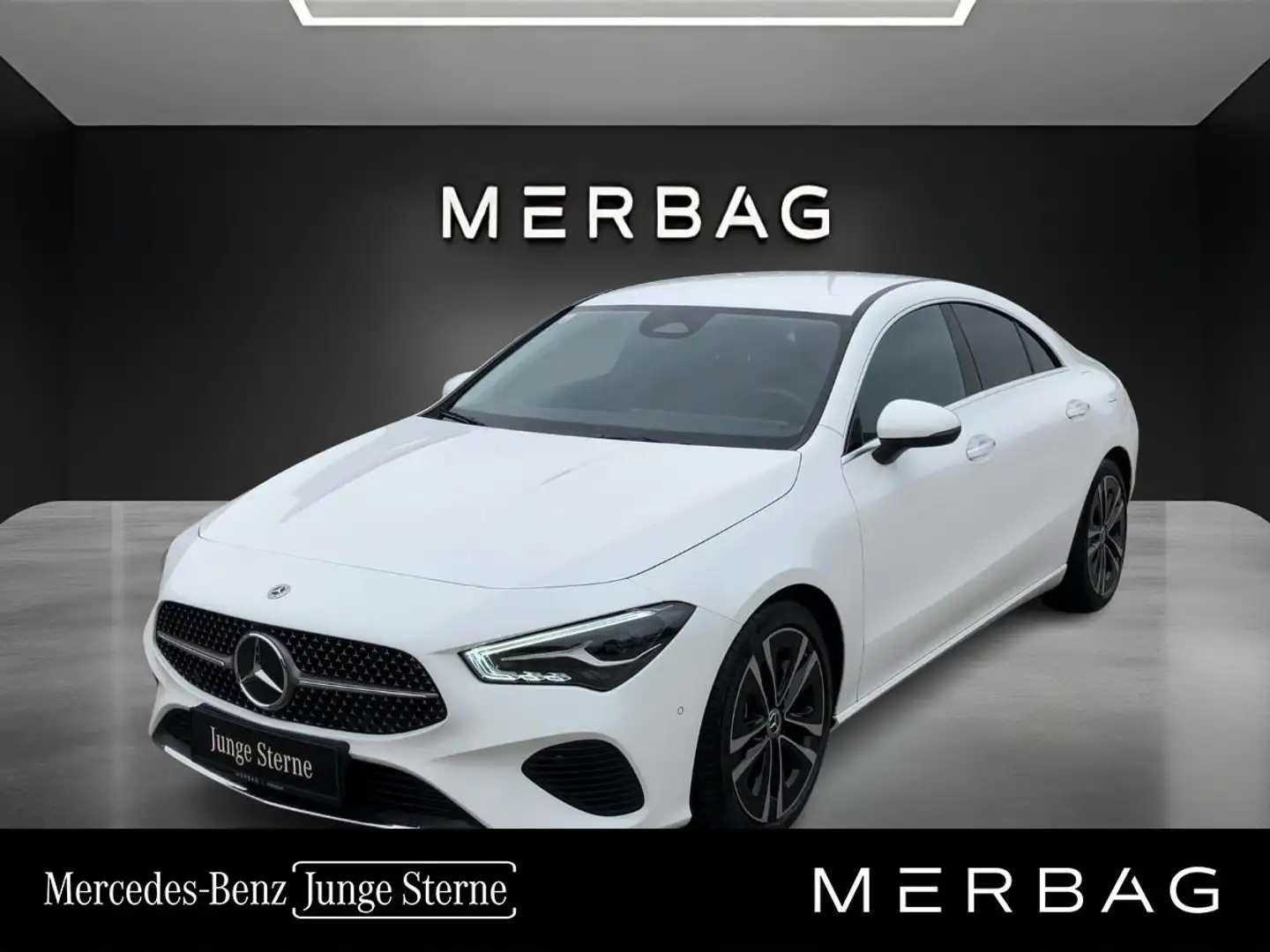 Mercedes-Benz CLA 180 d Coupé Blanc - 1