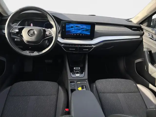 Skoda Octavia view 9
