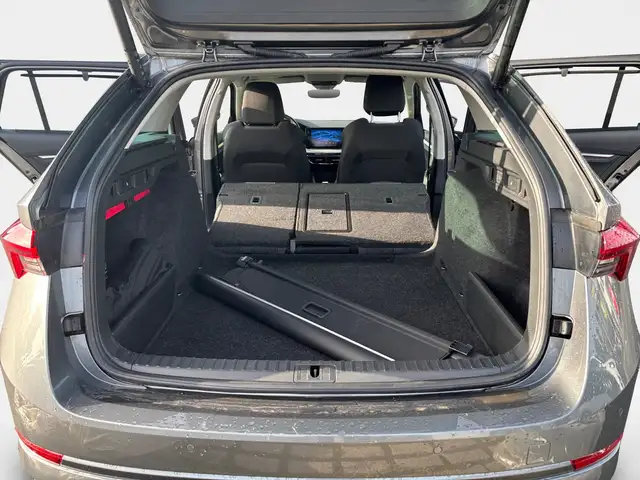 Skoda Octavia view 12