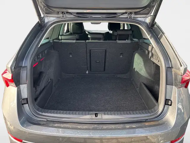 Skoda Octavia view 11