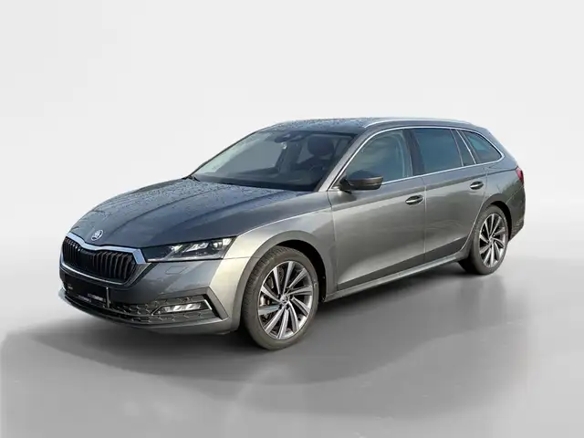 Skoda Octavia view 2