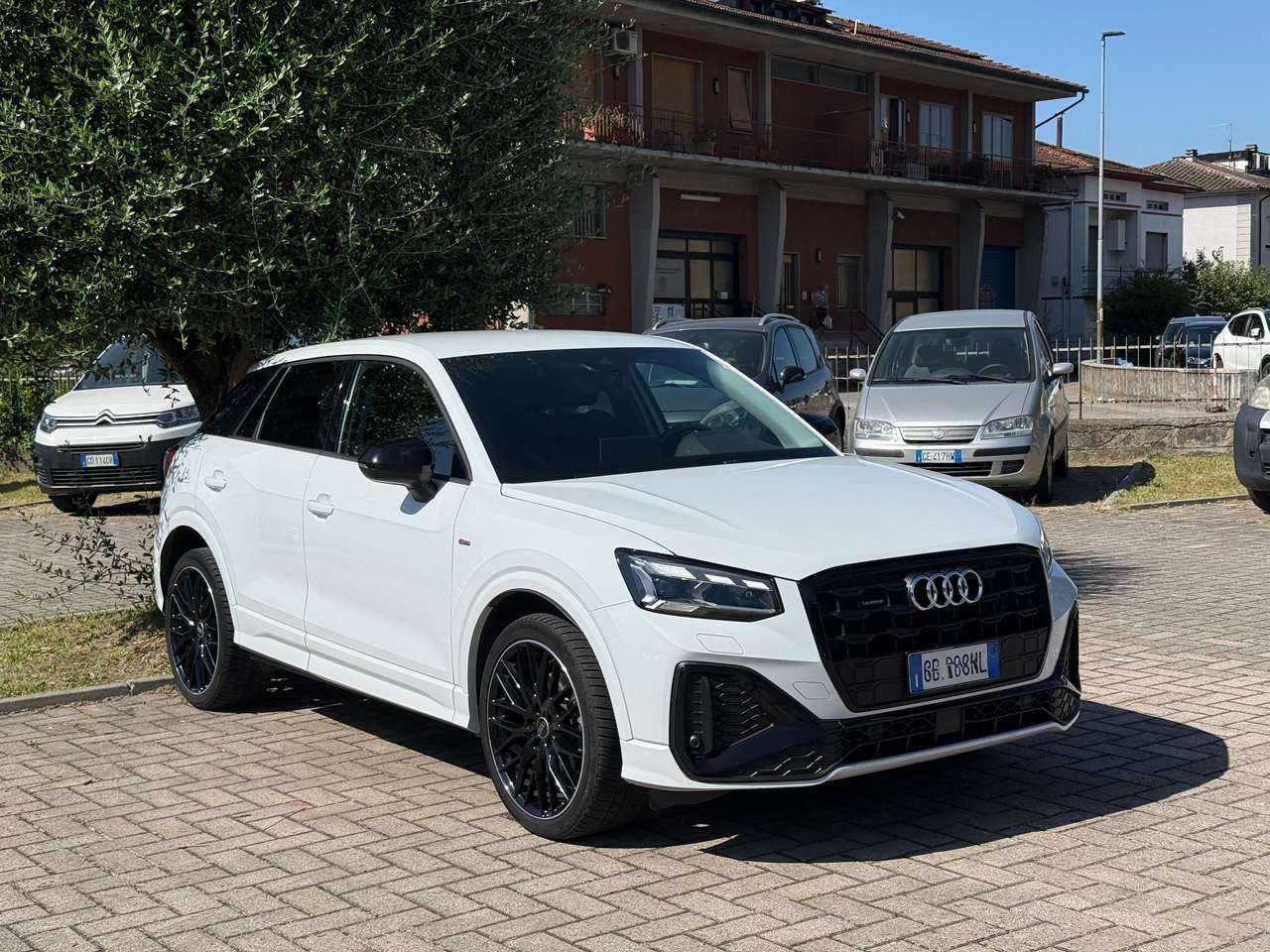 Audi Q2 2.0 tdi Identity Black quattro s-tronic