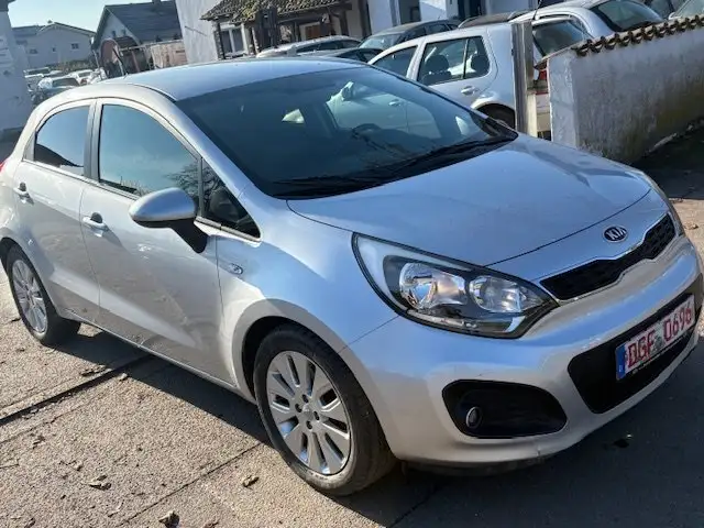 Kia Rio FIFA World Cup Edition TÜV NEU