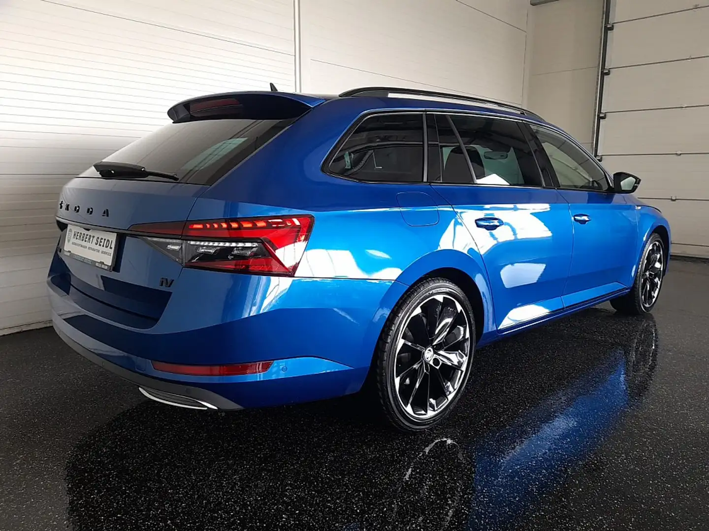Skoda Superb Kombi SPORTLINE IV 156/218 DSG *SKY / STANDHZG ... Niebieski - 2