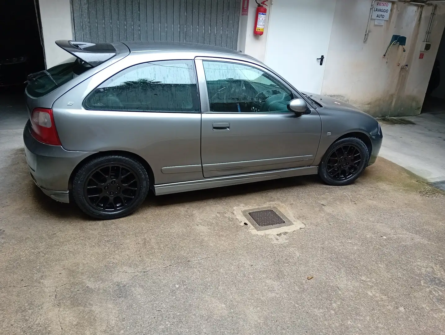 MG ZR 3p 105 Plus - 1
