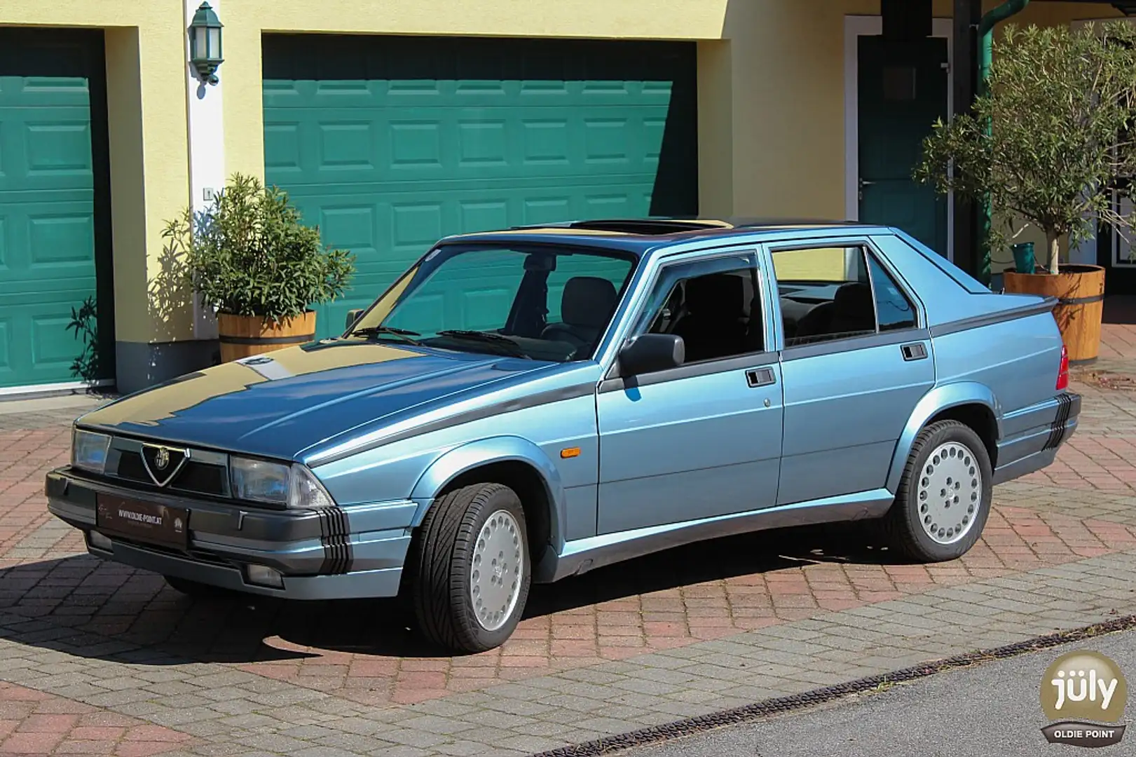 Alfa Romeo 75 Alfa 75 3.0 V6 QV aus Sammlerhand Blau - 1
