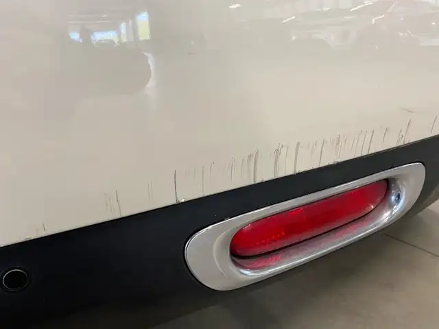 Mini Hatch view 17