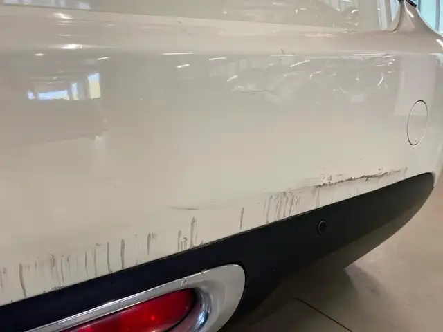 Mini Hatch view 14
