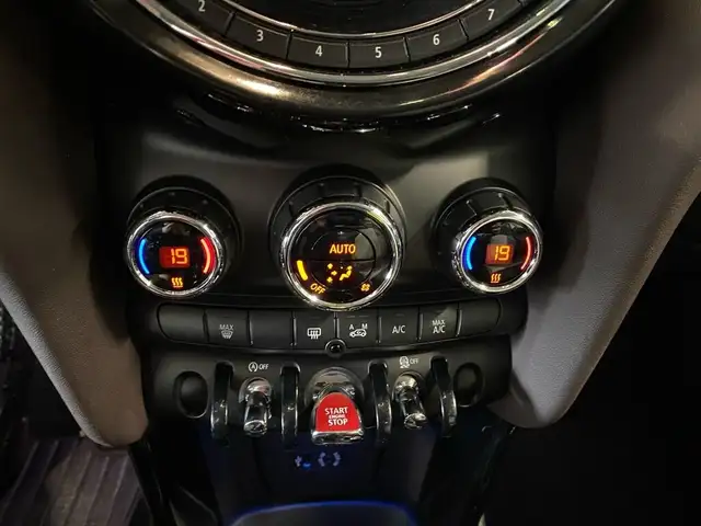 Mini Hatch view 10