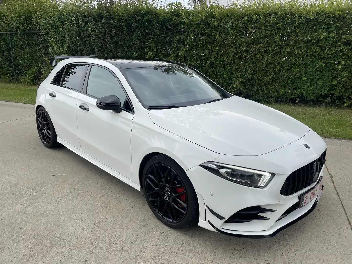 Mercedes-Benz A 220 4Matic 7G-DCT AMG Line - 2