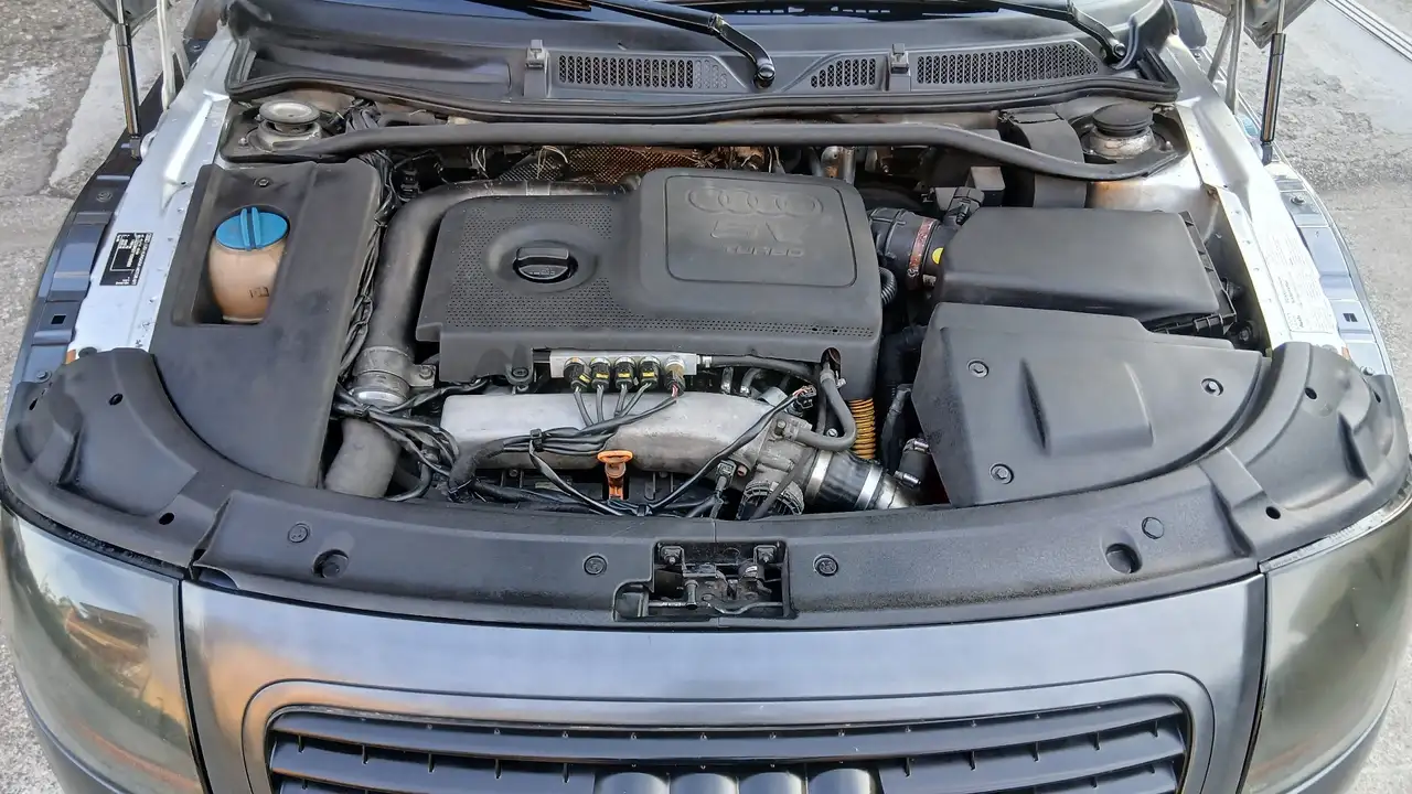 Audi TT 1.8t quattro 225cv, foto 6