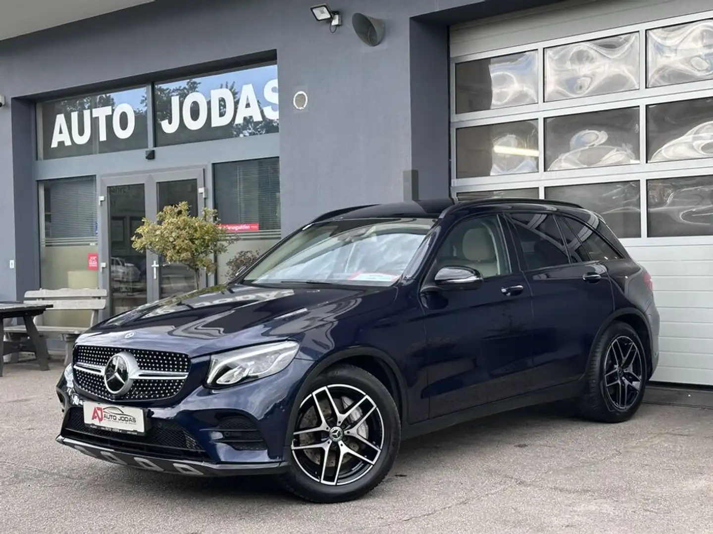Mercedes-Benz GLC 350 d 4Matic AMG-Line **Head-up/Luft/Pano** Blau - 2