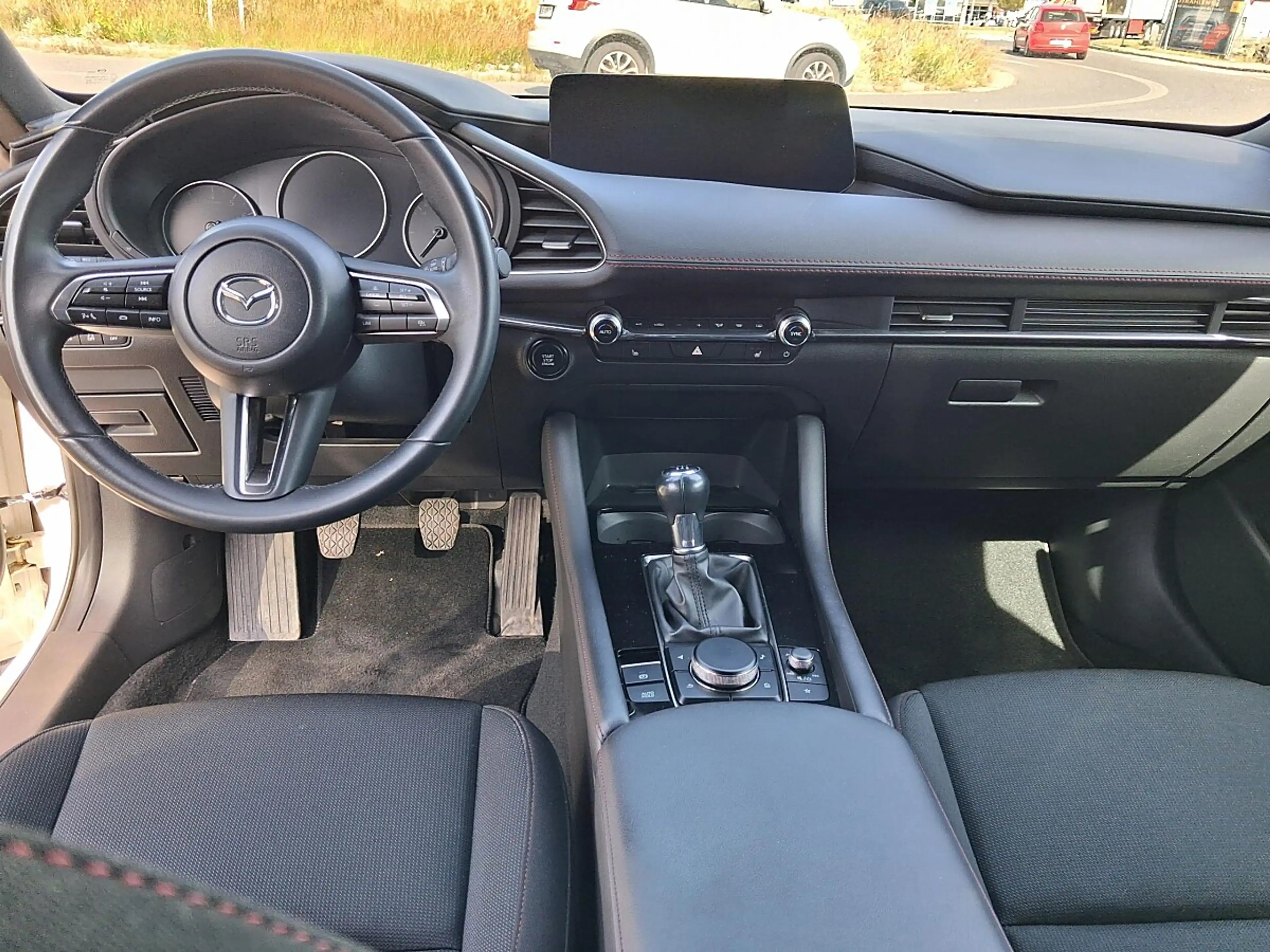 Mazda 3 Mazda3 e-Skyactiv-G122 Homura — photo 6