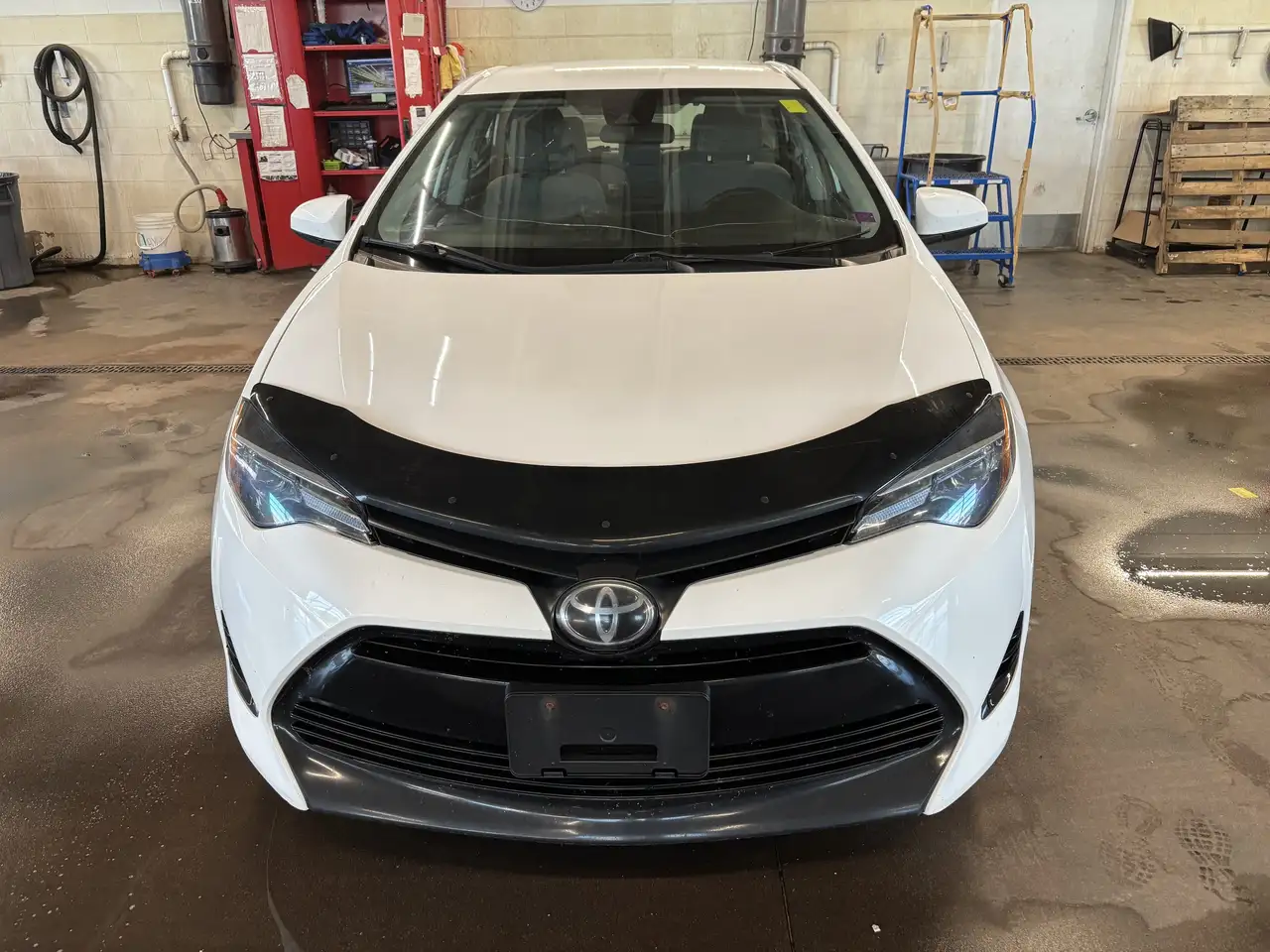 Toyota Corolla снимка Toyota Corolla