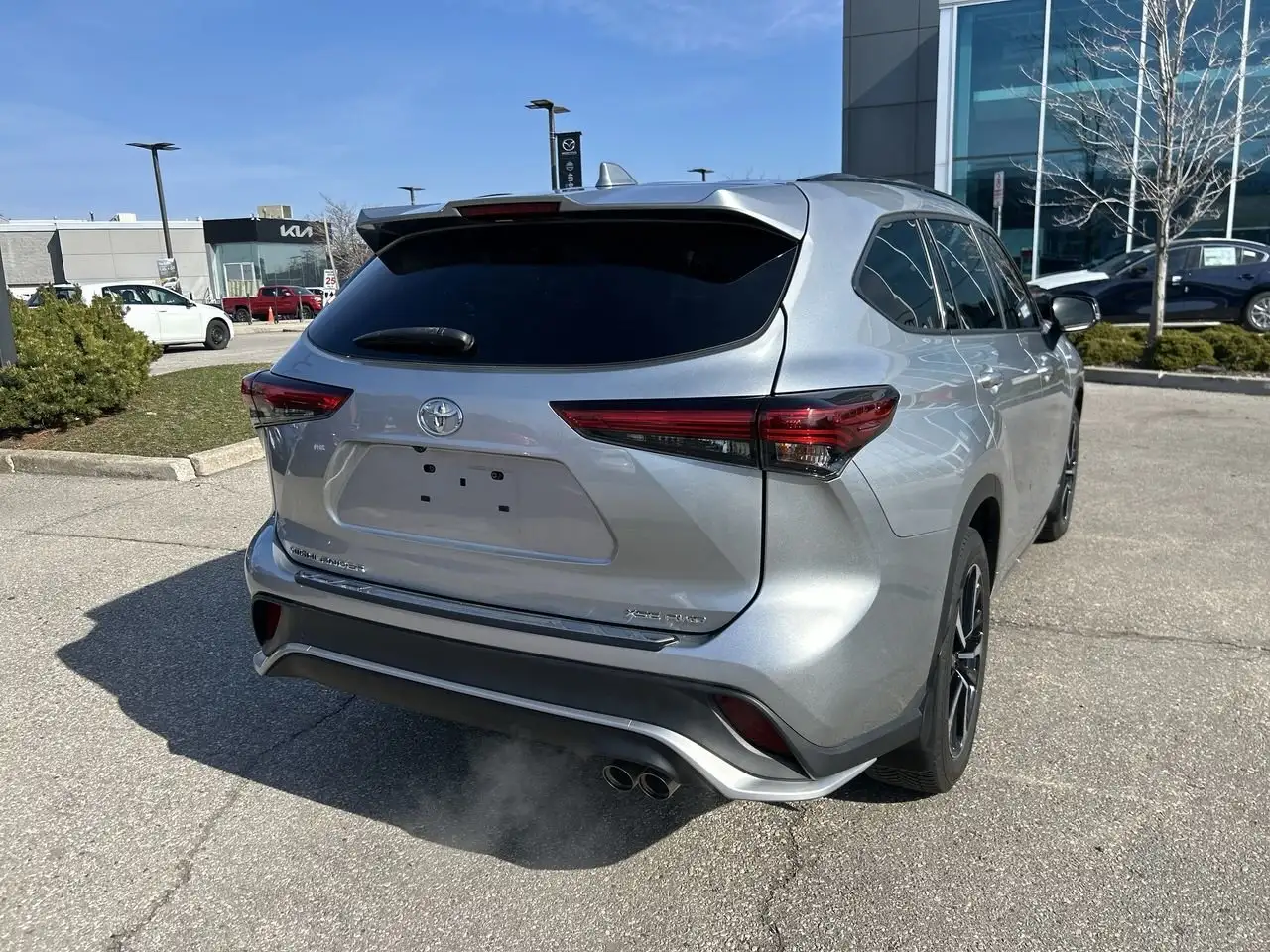 Toyota Highlander снимка Toyota Highlander