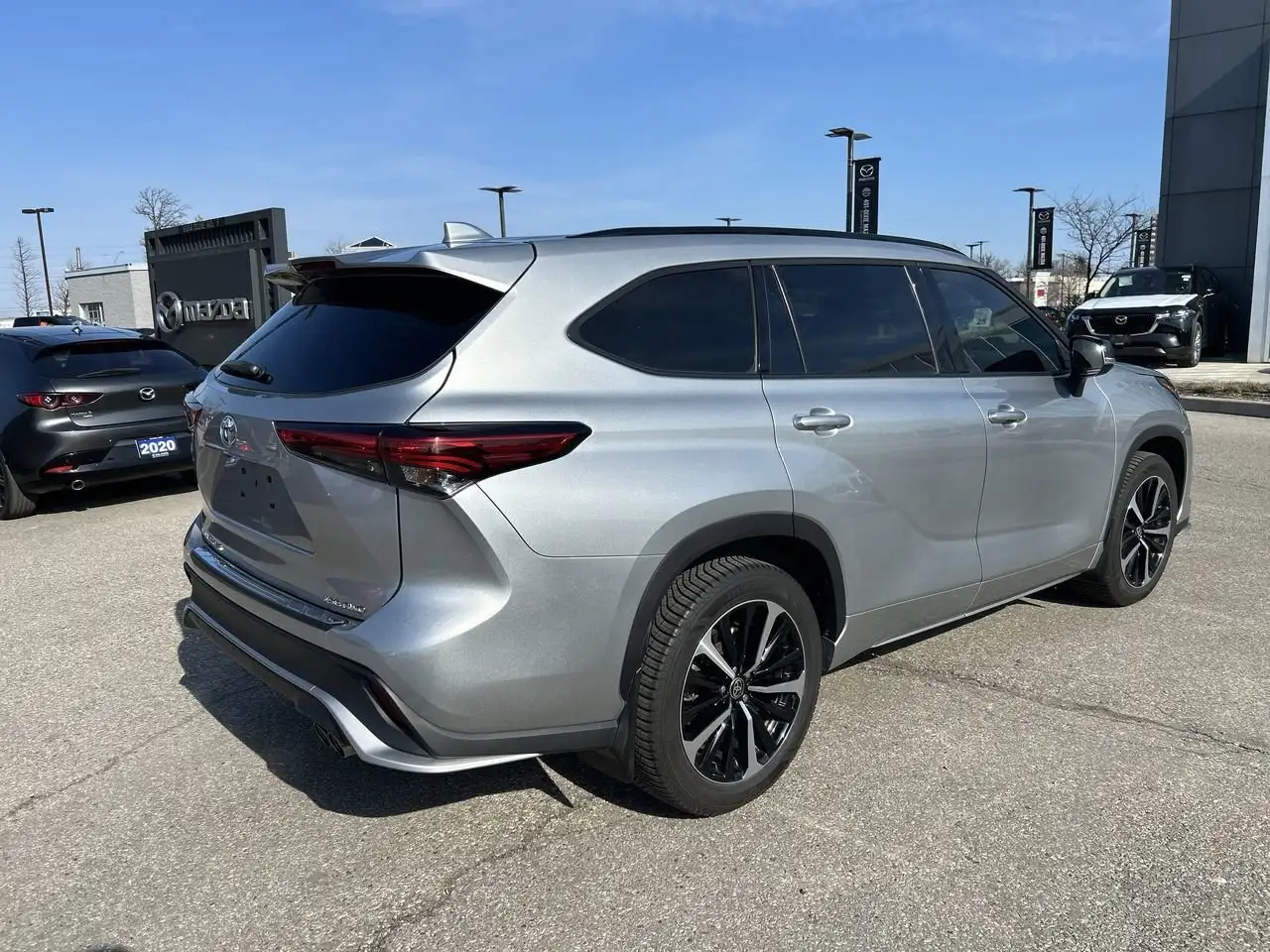 Toyota Highlander снимка Toyota Highlander