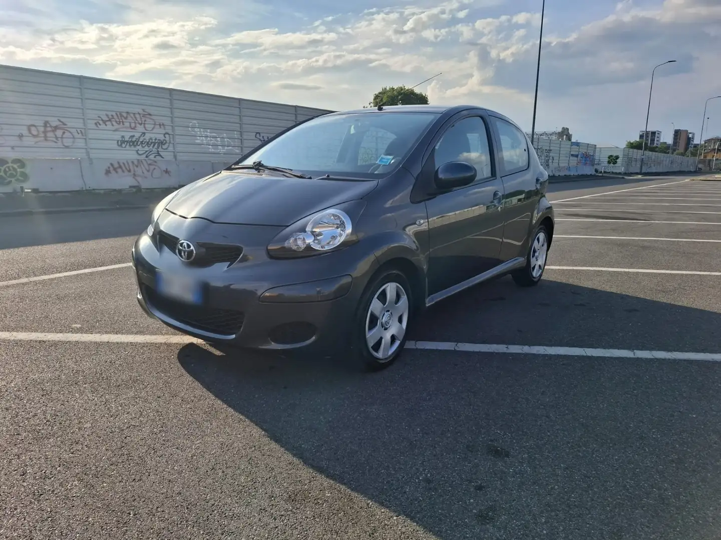 Toyota Aygo 5p 1.0 Deep Ocean Connect m-mt - 1