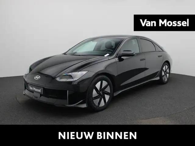 Hyundai IONIQ 6 77,4 kWh Core Plus | Navigatie | Camera | Stoelver