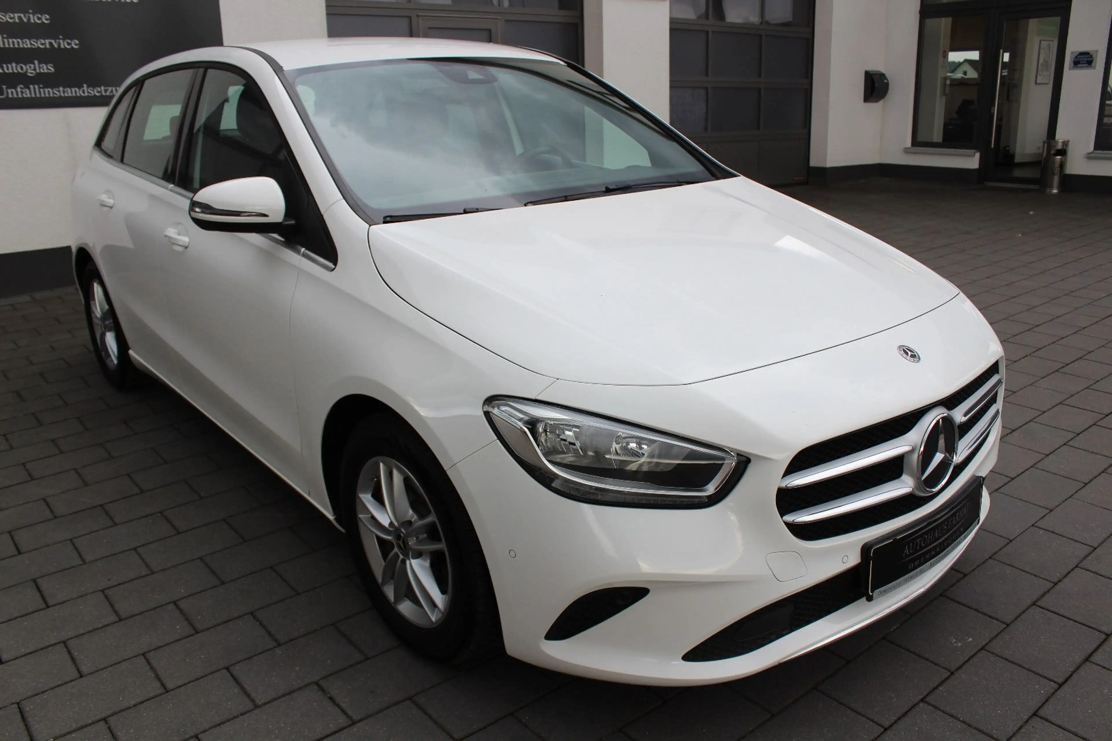 Mercedes-Benz B 160 d STYLE (RÜCKFAHRKAMERA,TEILLEDERSITZE) — photo 5