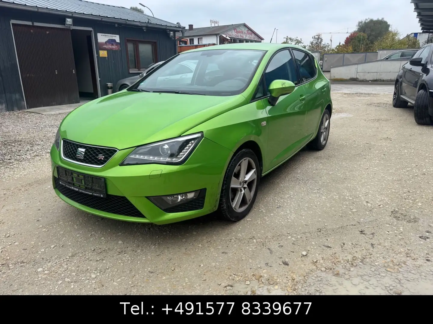 SEAT Ibiza FR Grün - 1