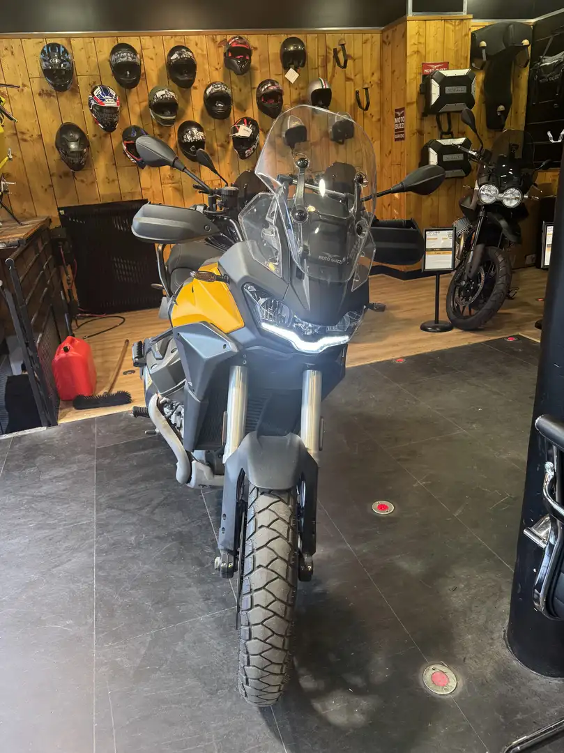 Moto Guzzi Stelvio - 1