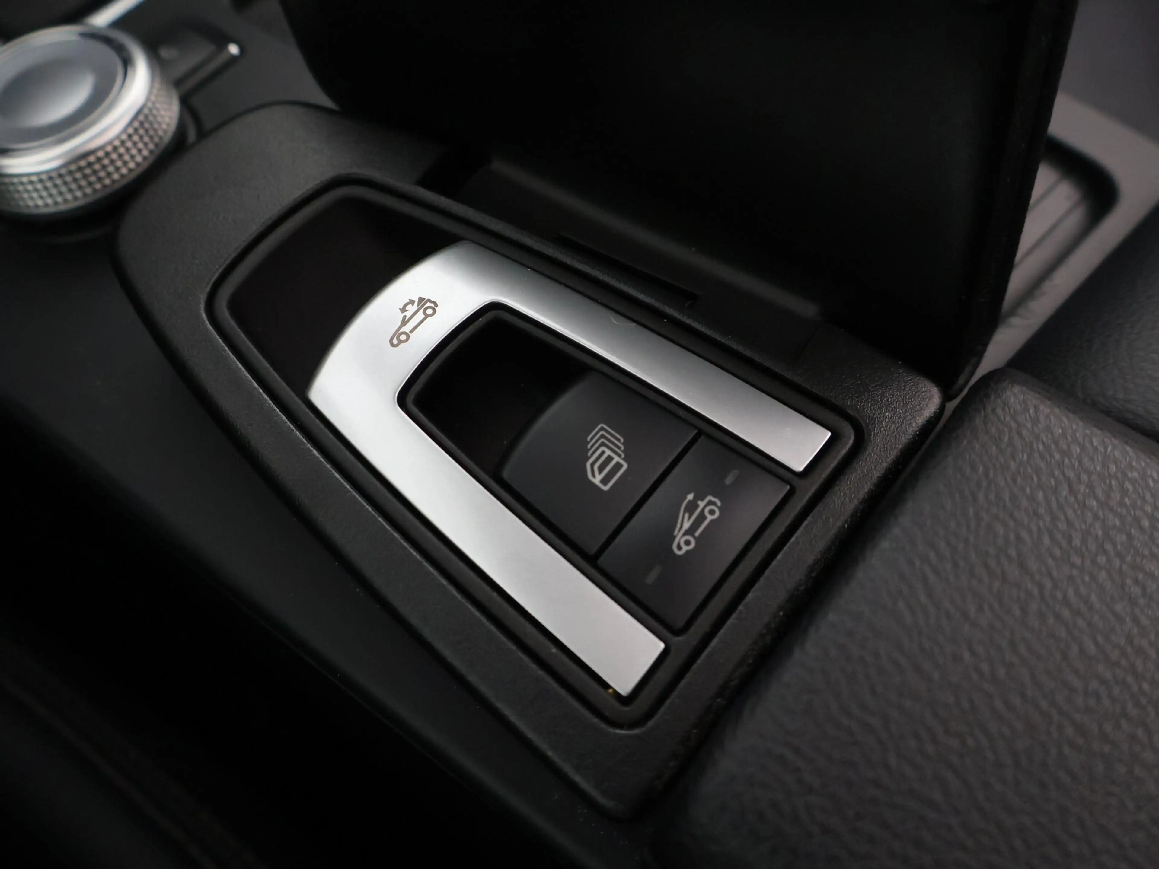 Mercedes-Benz E 250 Cabrio CGI 204 PK AUT. + AIRSCARF NEKVERWARMING | — photo 37
