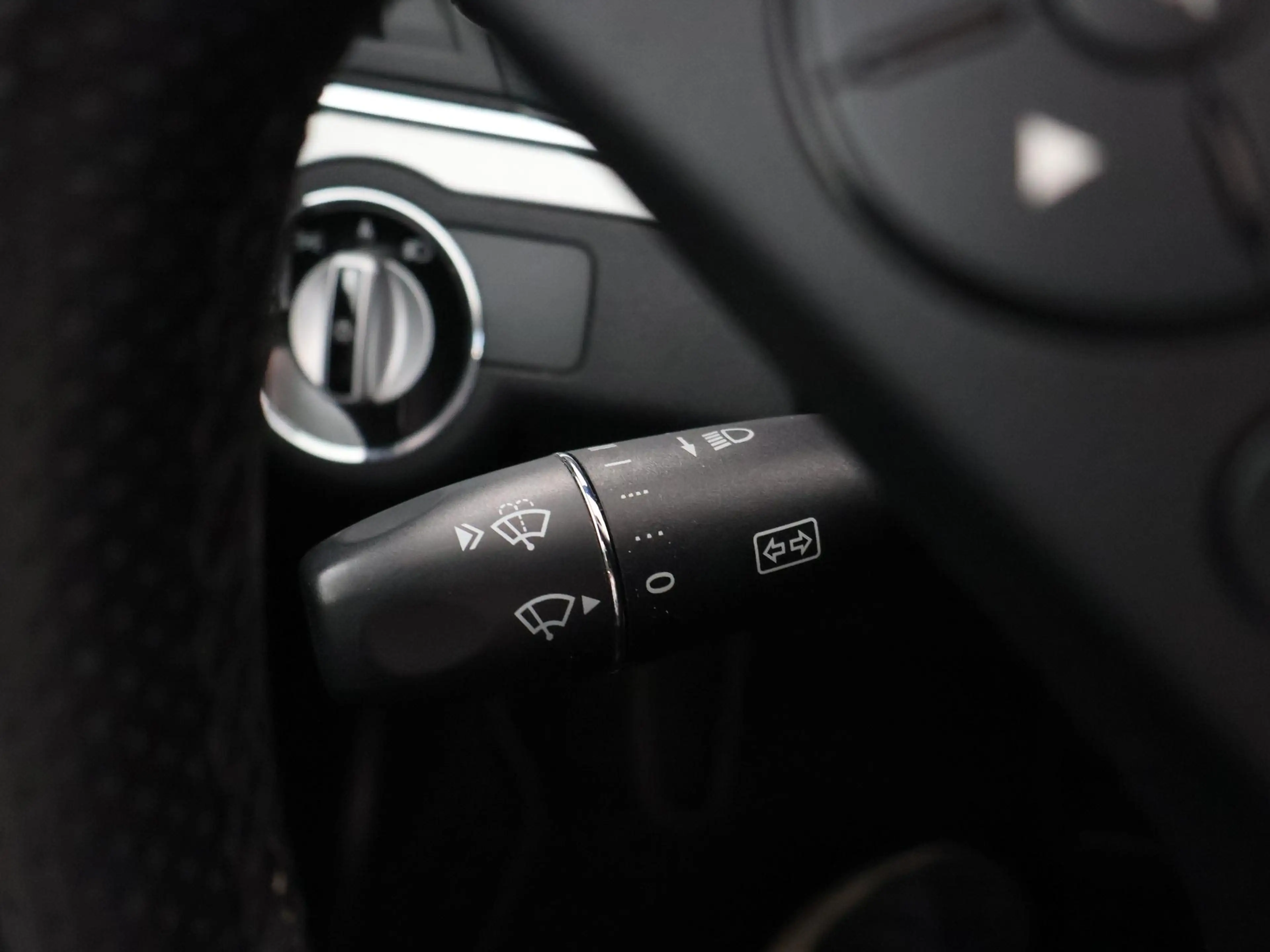 Mercedes-Benz E 250 Cabrio CGI 204 PK AUT. + AIRSCARF NEKVERWARMING | — photo 48