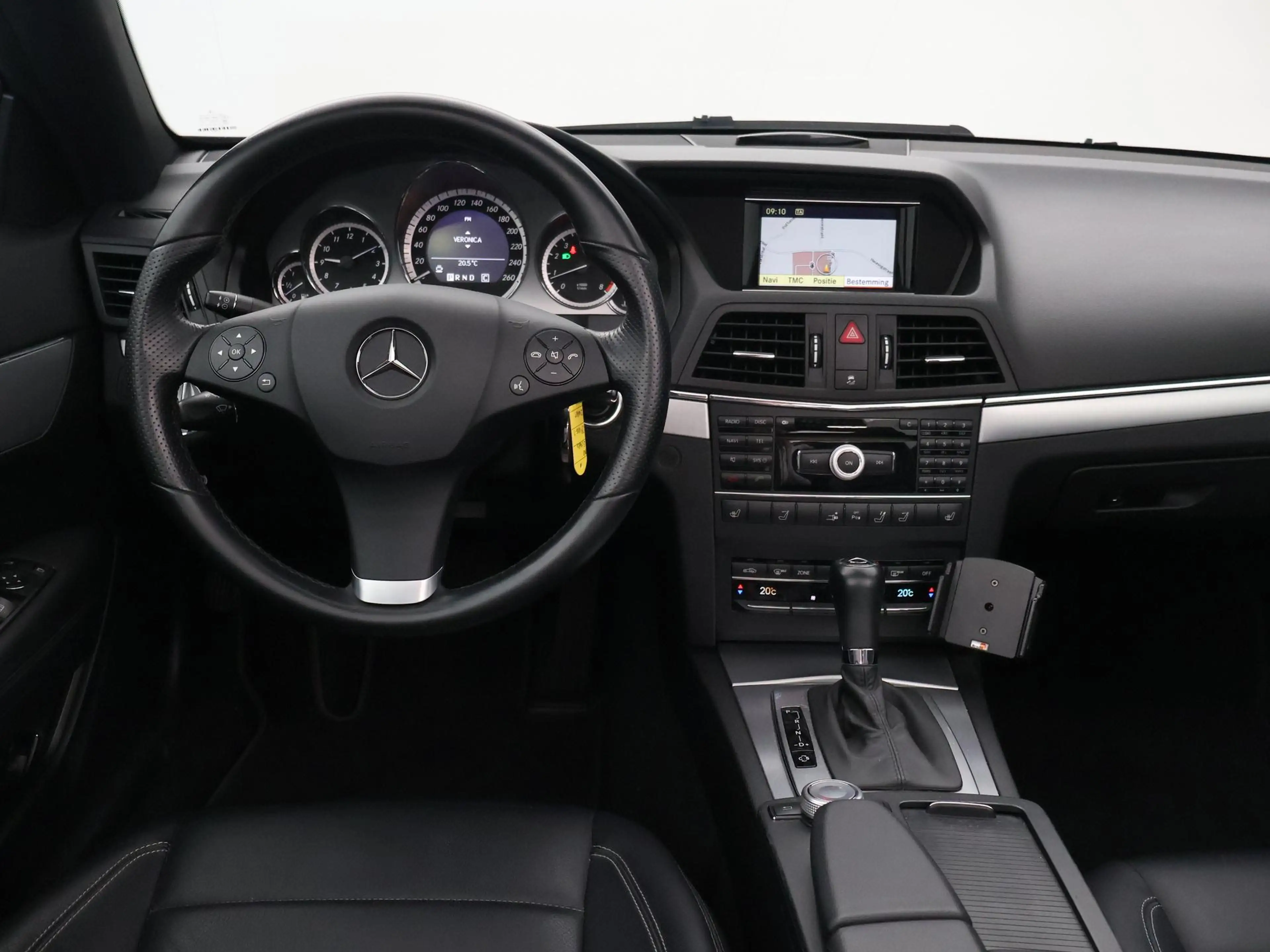 Mercedes-Benz E 250 Cabrio CGI 204 PK AUT. + AIRSCARF NEKVERWARMING | — photo 3