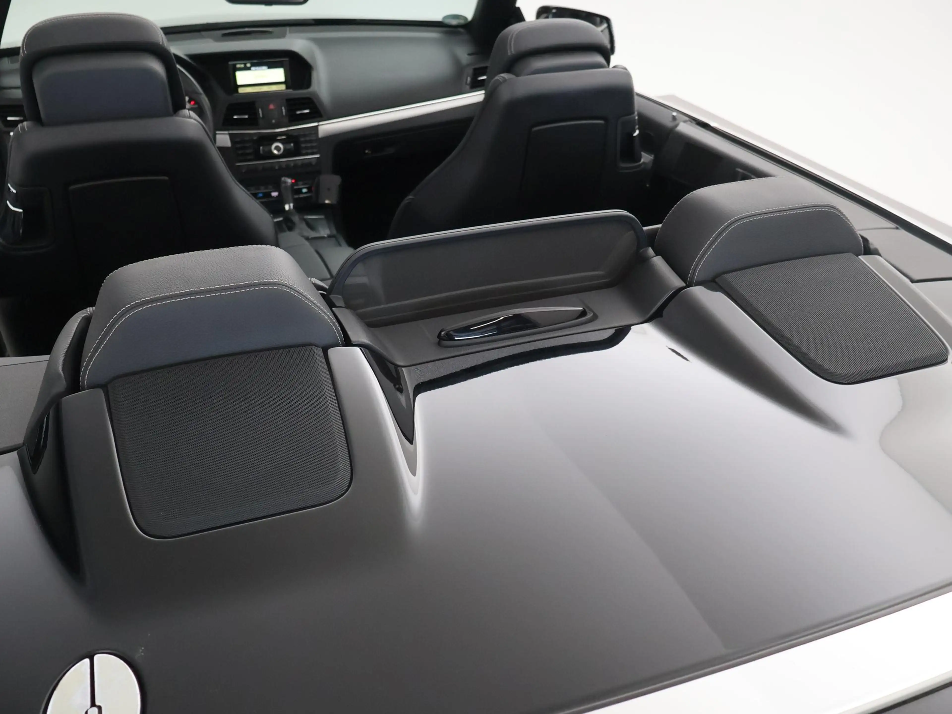 Mercedes-Benz E 250 Cabrio CGI 204 PK AUT. + AIRSCARF NEKVERWARMING | — photo 26