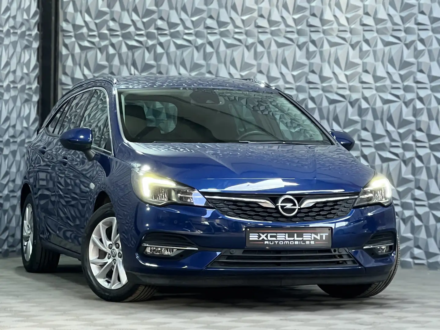 Opel Astra Sports Tourer *PDC*GPS*BLUETOOTH*CAMERA*GARANTIE Blau - 2