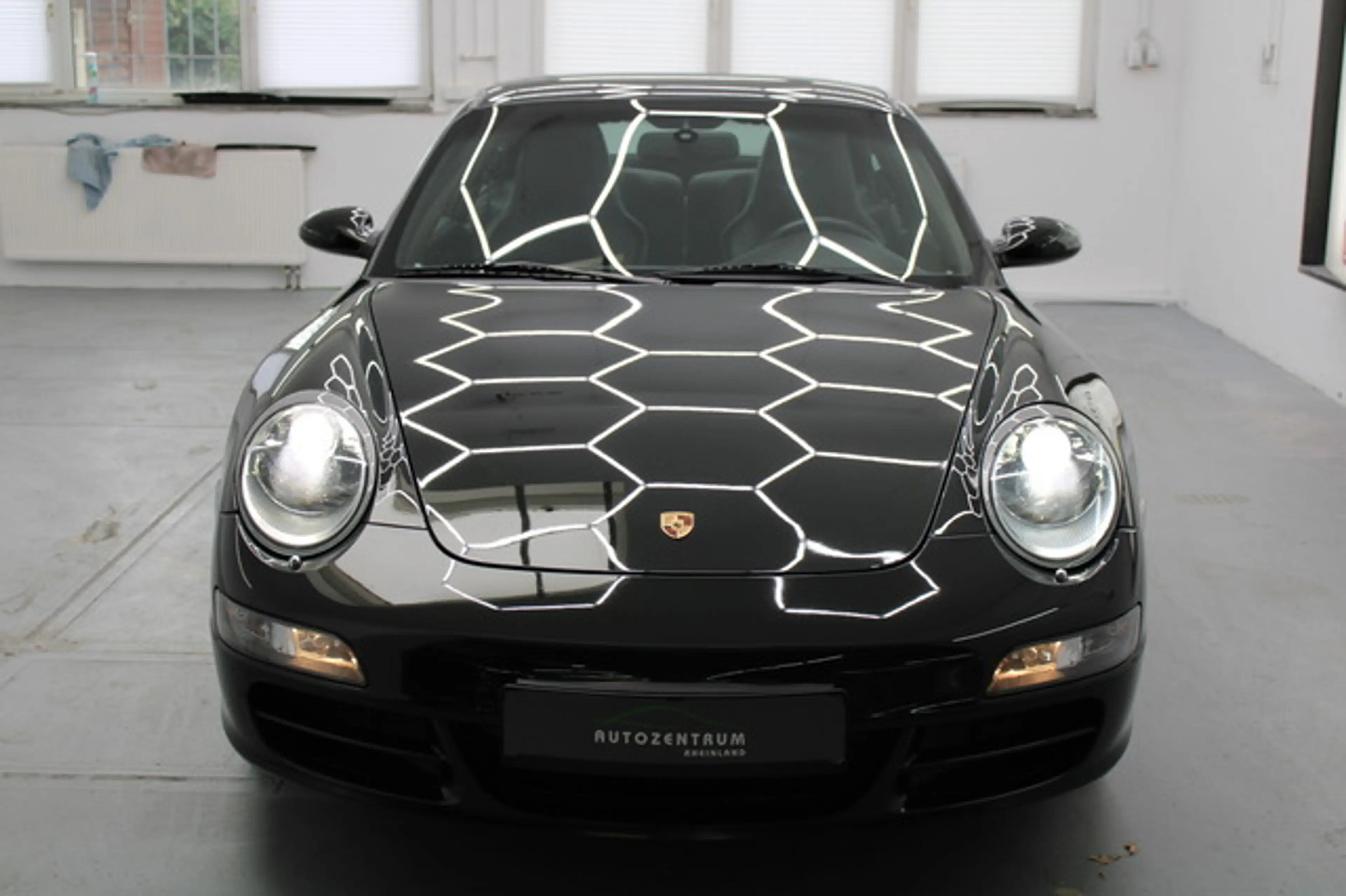Porsche 911 Carrera 4 Coupe NAVI/PDC/PCM/DT.FZG/Xenon — photo 2