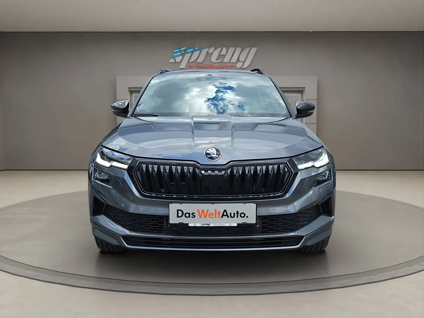 Skoda Karoq Sportline DSG - nur € 38.499,-* Monatlich € 236,- Grau - 2