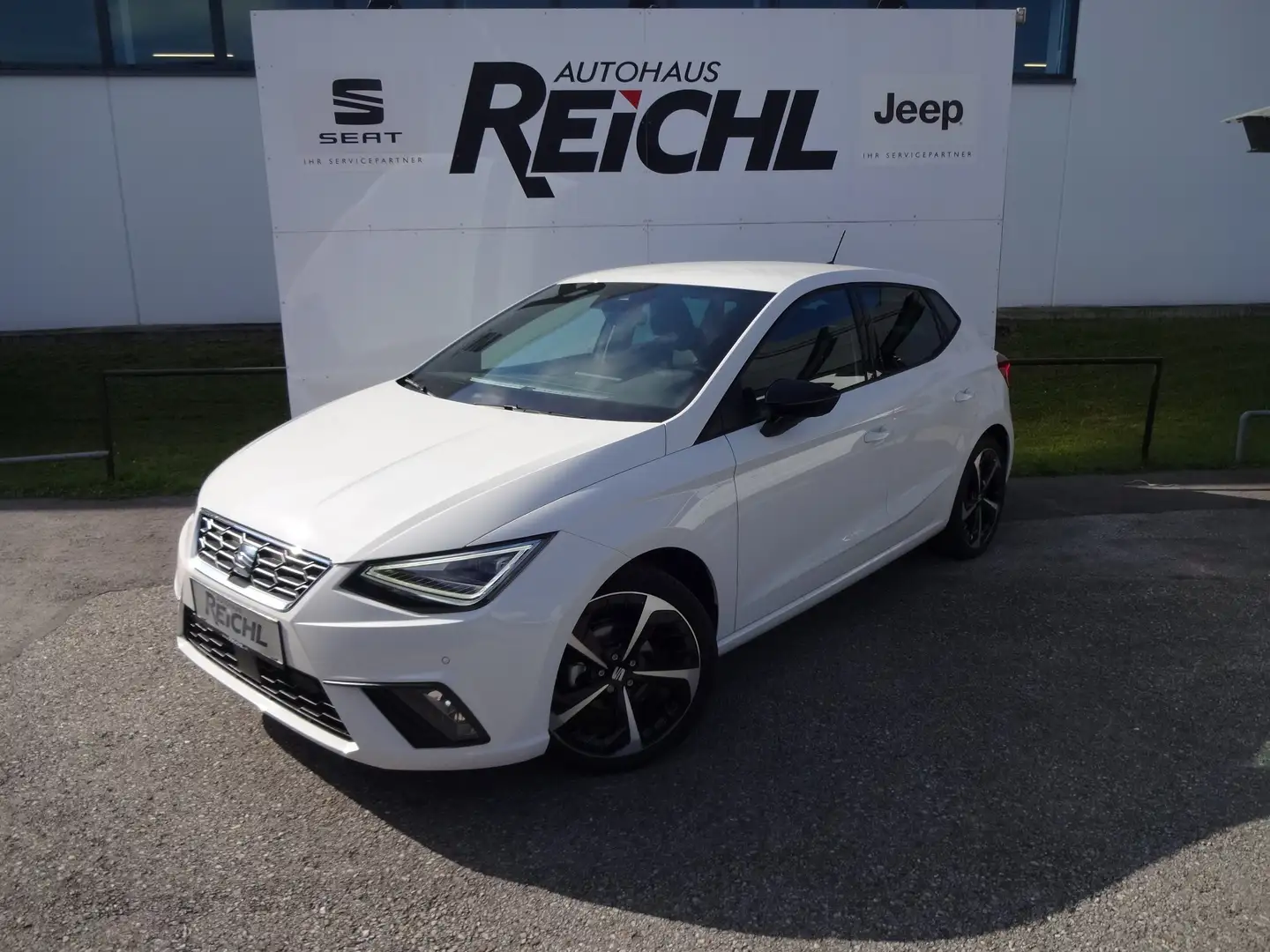 SEAT Ibiza 1,0 EcoTSI FR Weiß - 2