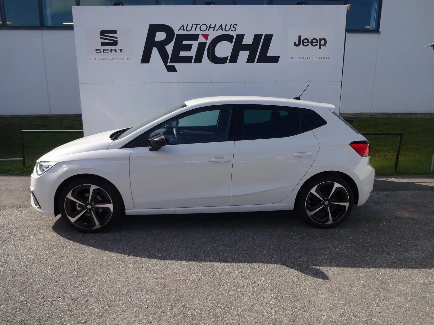SEAT Ibiza 1,0 EcoTSI FR Weiß - 1