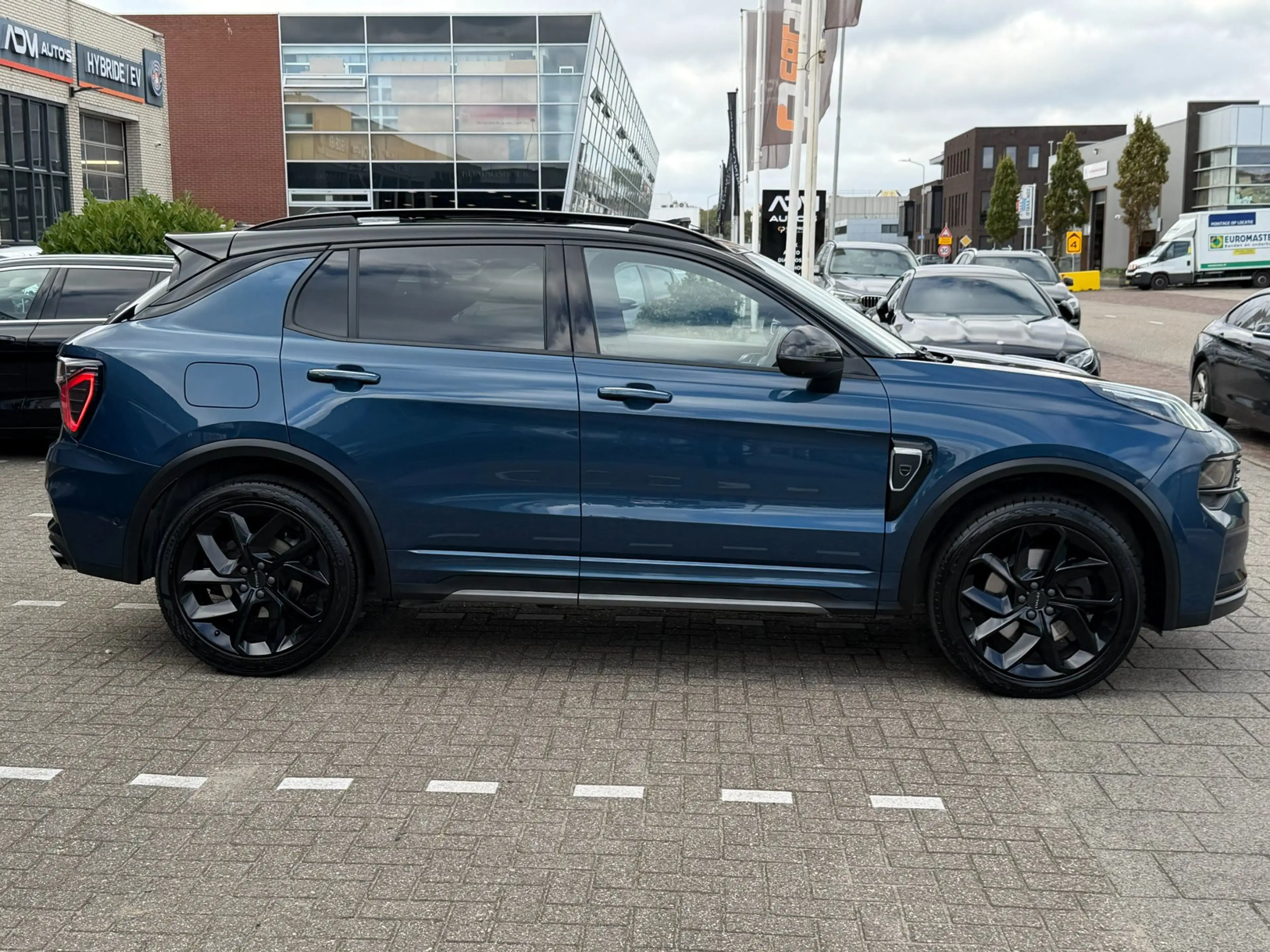 Lynk & Co 01 1.5 Trekhaak l Pano l NAVI l Camera l Zwarte Hemel — photo 14