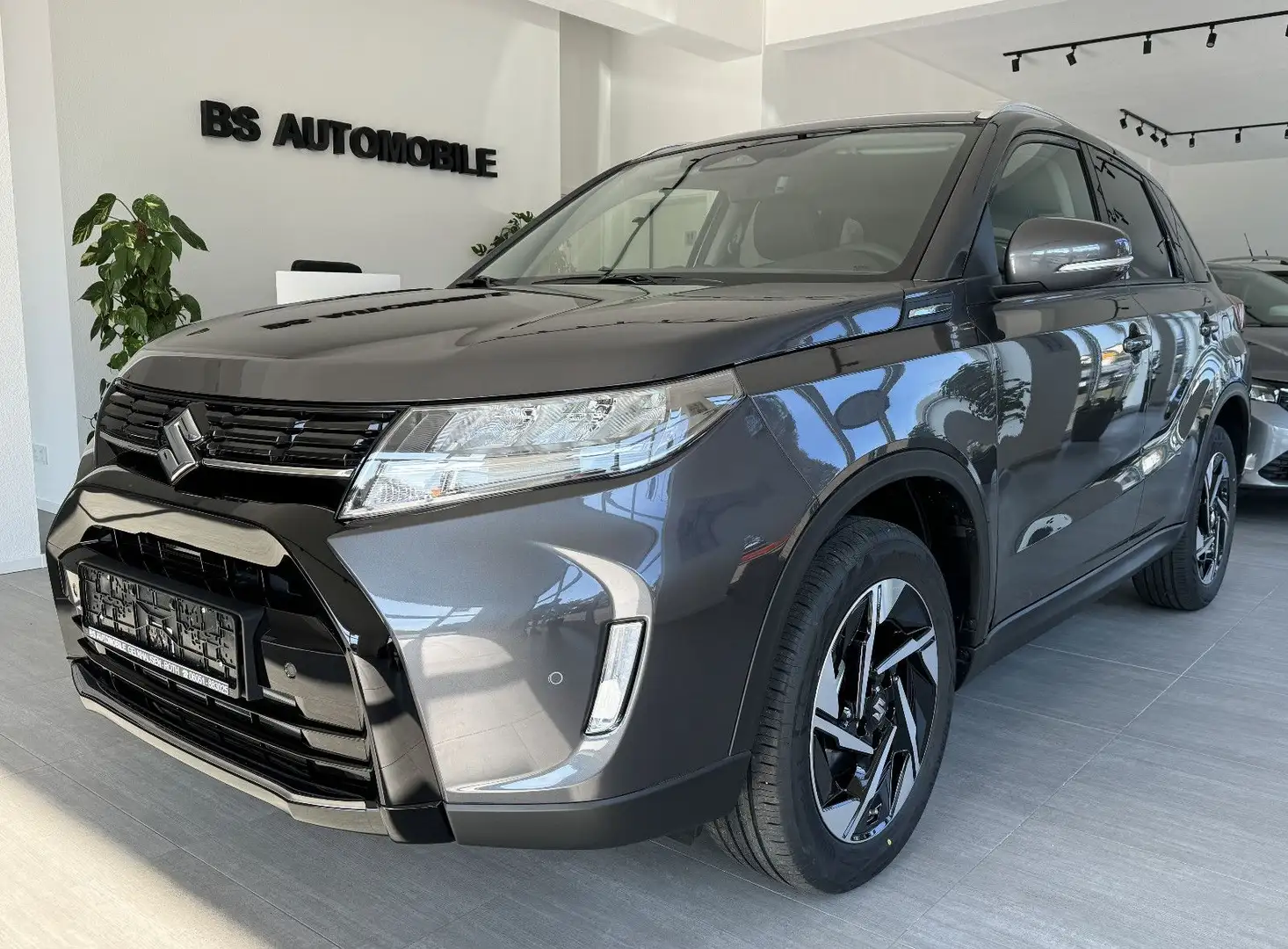 Suzuki Vitara 1.4 Comfort+ Allgrip / Kamera / Navi Grau - 1
