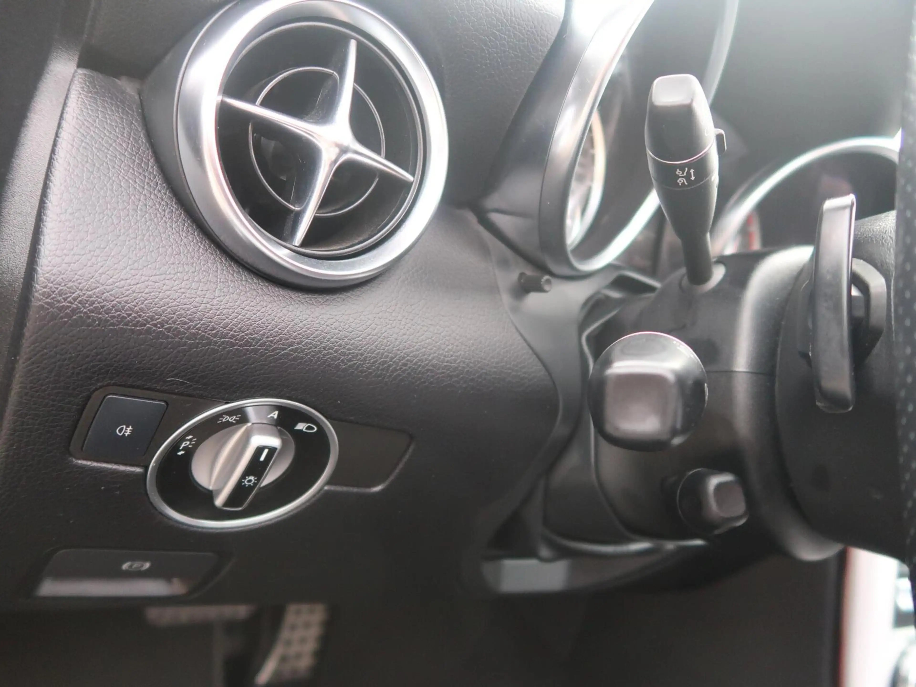Mercedes-Benz SLK 350 AUT F-1 AMG|KEYLESS|ADAPTIVE CRUISECONTROL|MEMORY| — photo 11