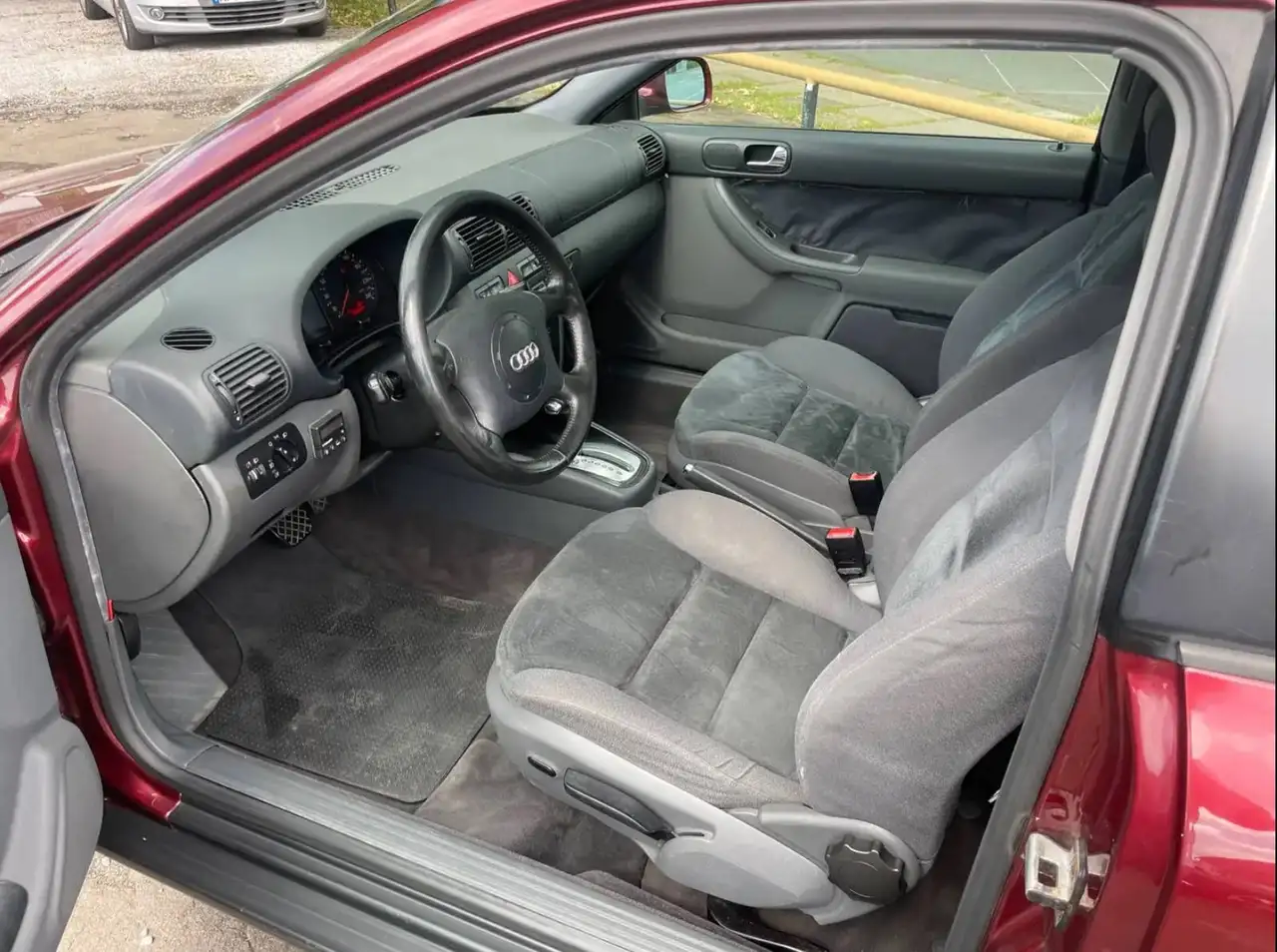 Audi A3 1.8 T Ambiente - Klimatronic - Tempomat, foto 4