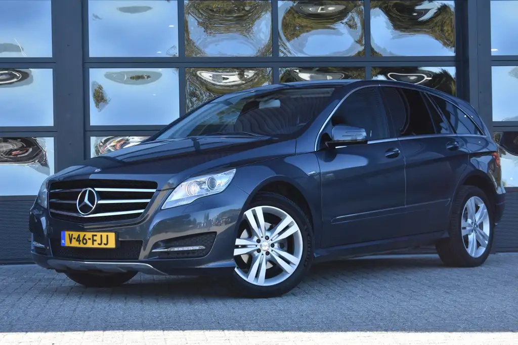 Mercedes-Benz R 300 2013 из Европы — купить под ключ