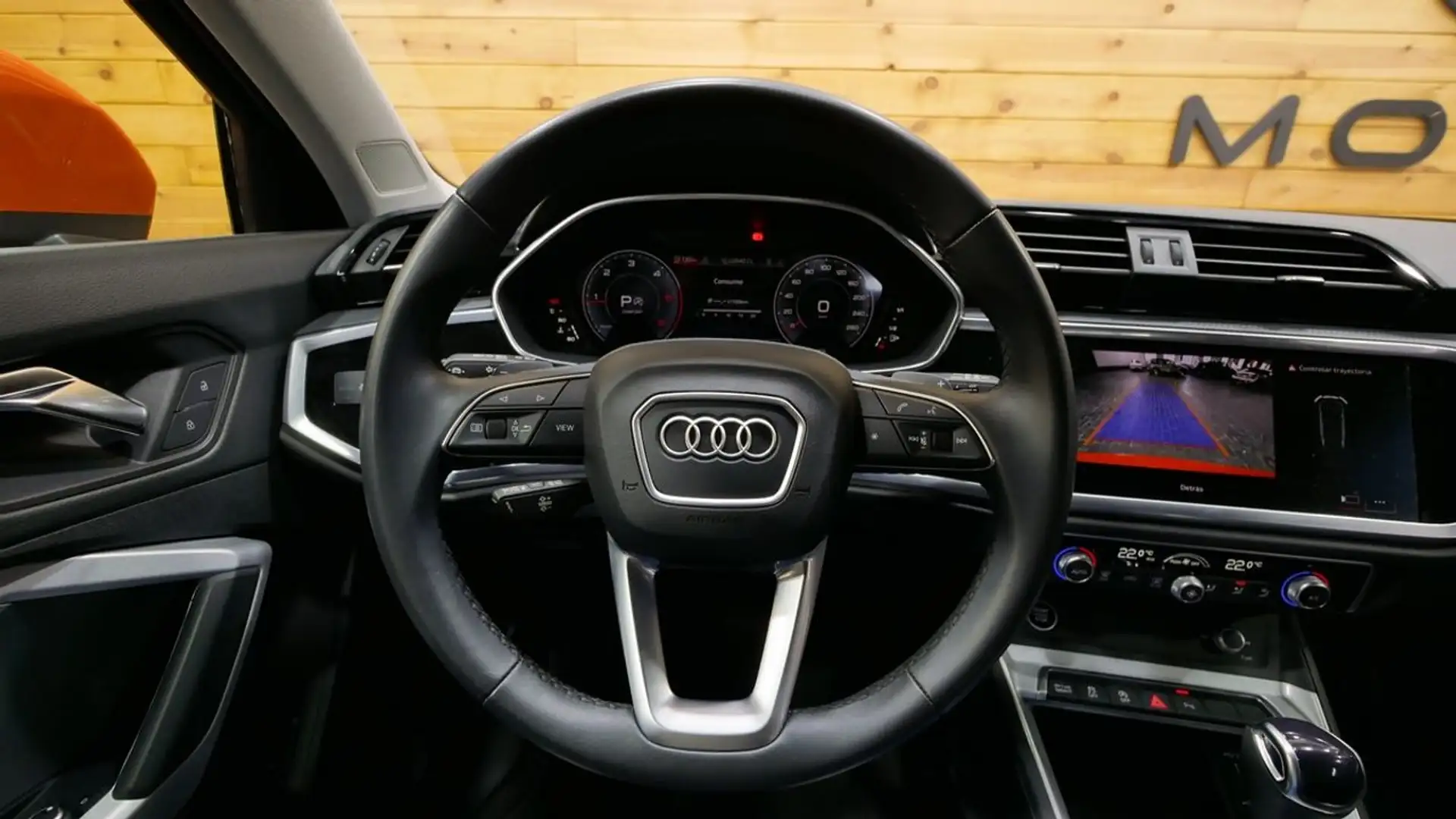 Audi Q3 2.0TDI Design edition S tronic 110kW Oranje - 2