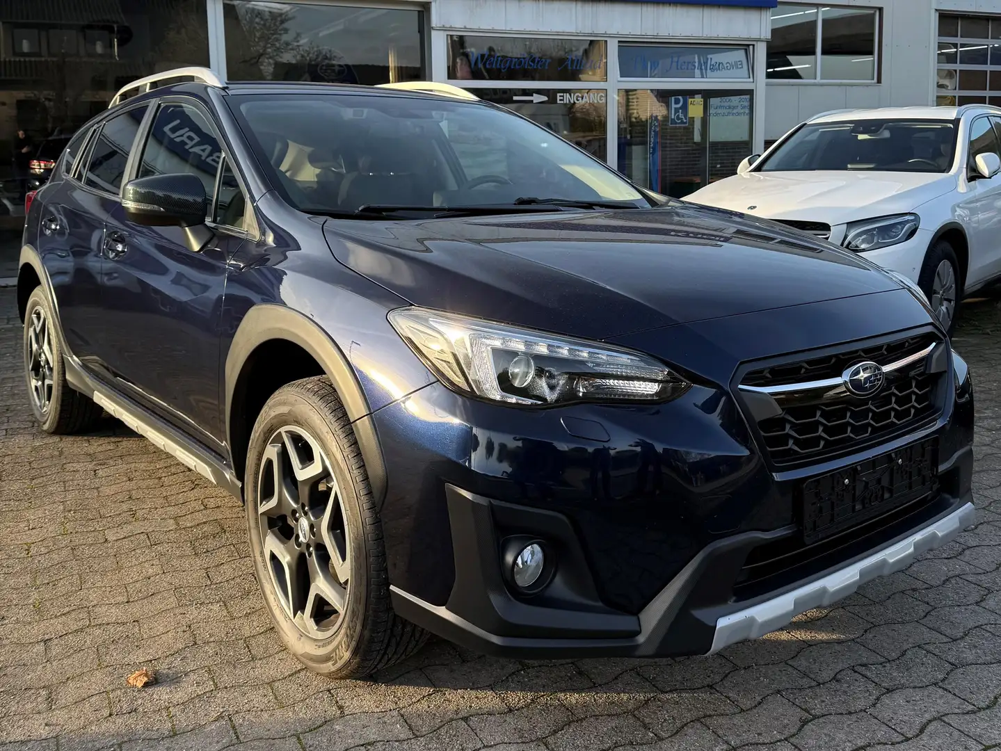 Subaru XV XV 2.0i Lineartronic Comfort Blau - 1