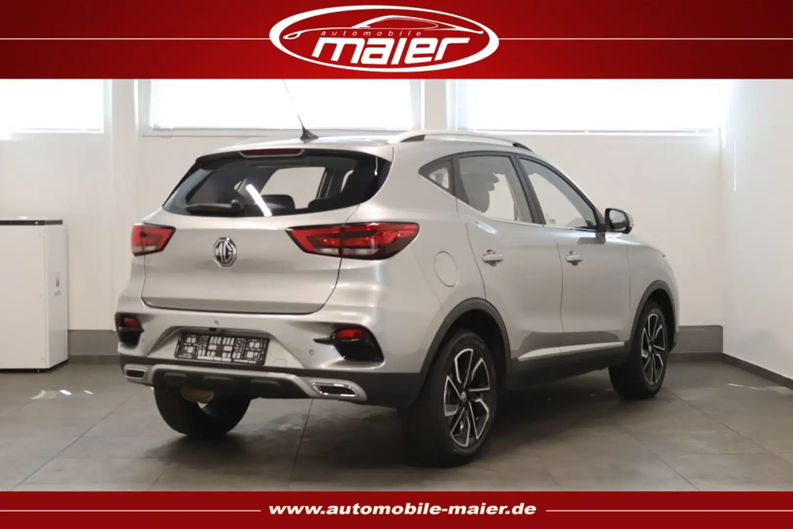 MG ZS Comfort-Virtual-360°-Leder-LED-KESSY-MFL-DAB- Stříbrná - 2