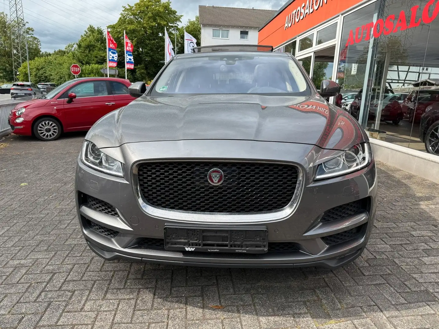 Jaguar F-Pace 30d AWD Prestige HUD Pano MOTORSCHADEN Gris - 2