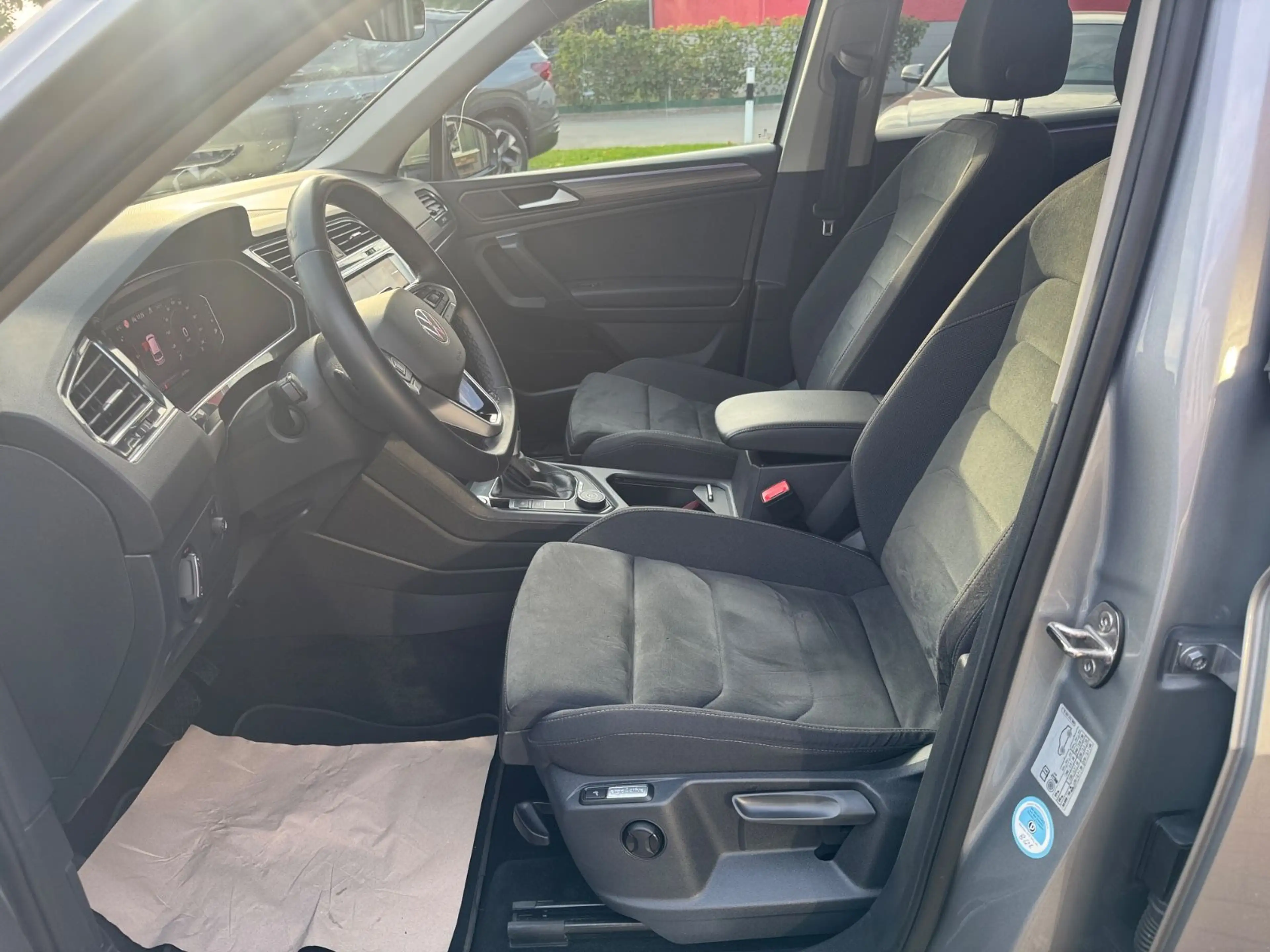 Volkswagen Tiguan Allspace Elegance 4Motion 147kw — photo 11