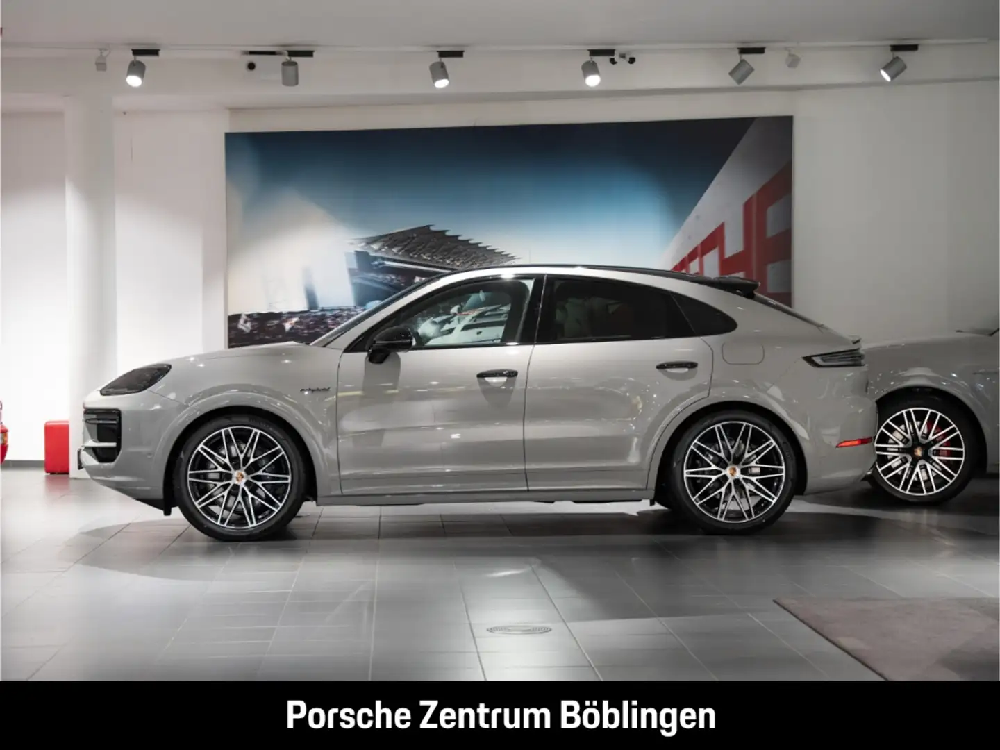 Porsche Cayenne E-Hybrid Coupe Black Edition HA-Lenkung Weiß - 2